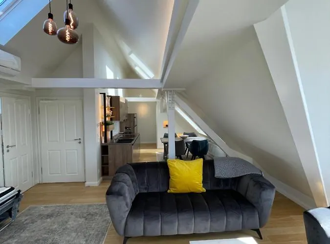 Wartburgblick Direkt Am Bahnhof